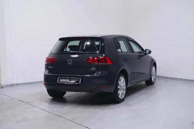 Volkswagen Golf (2013) thumbnail 6
