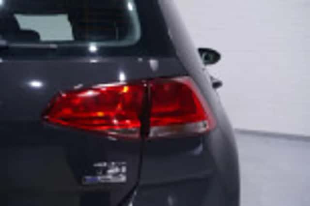 Volkswagen Golf (2013) thumbnail 52