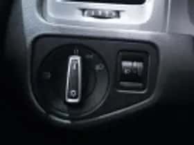 Volkswagen Golf (2013) thumbnail 60
