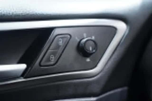 Volkswagen Golf (2013) thumbnail 61