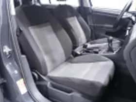 Volkswagen Golf (2013) thumbnail 70