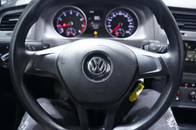 Volkswagen Golf (2013) thumbnail 92