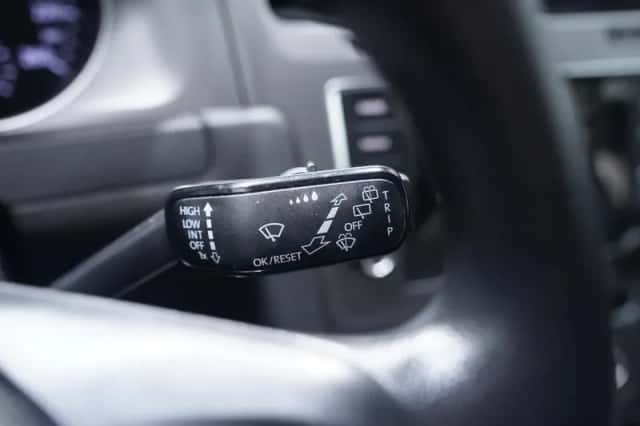 Volkswagen Golf (2013) thumbnail 93