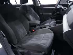 Volkswagen Golf (2020) thumbnail 130
