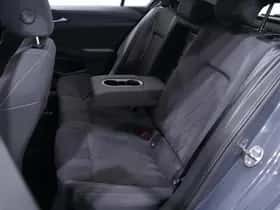 Volkswagen Golf (2020) thumbnail 40