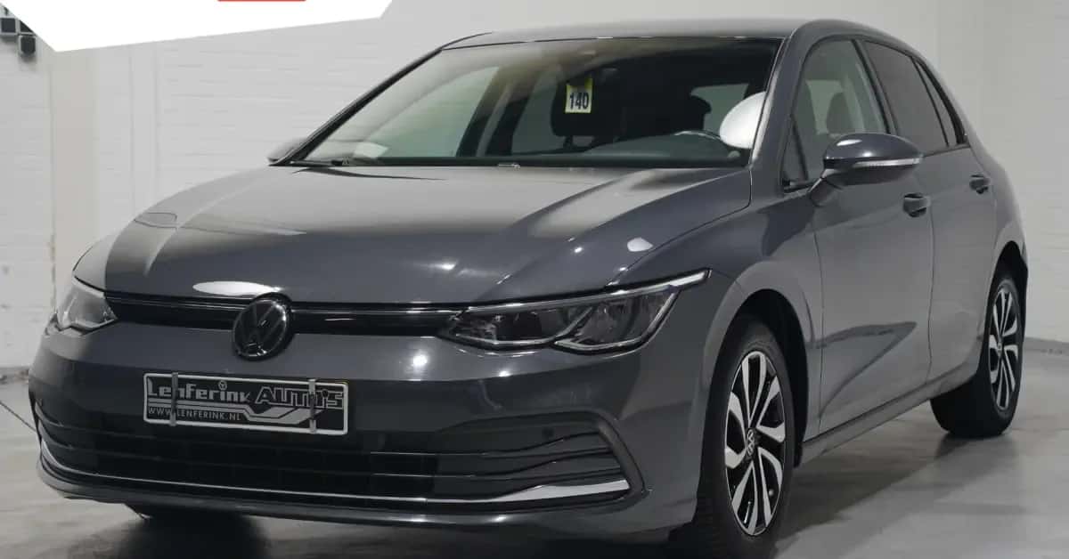 Volkswagen Golf (2021) — foto 1