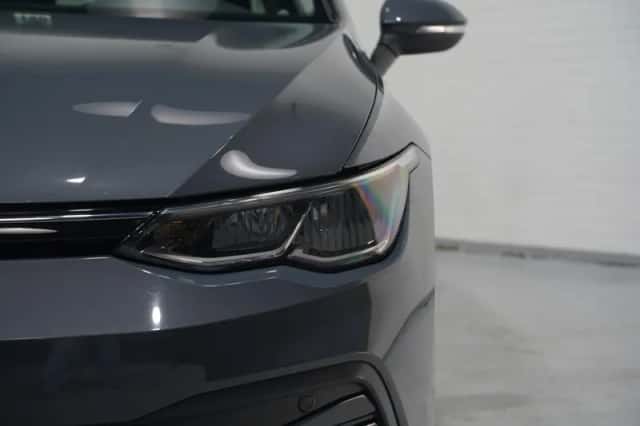 Volkswagen Golf (2021) thumbnail 107