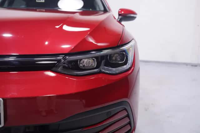 Volkswagen Golf (2023) thumbnail 5