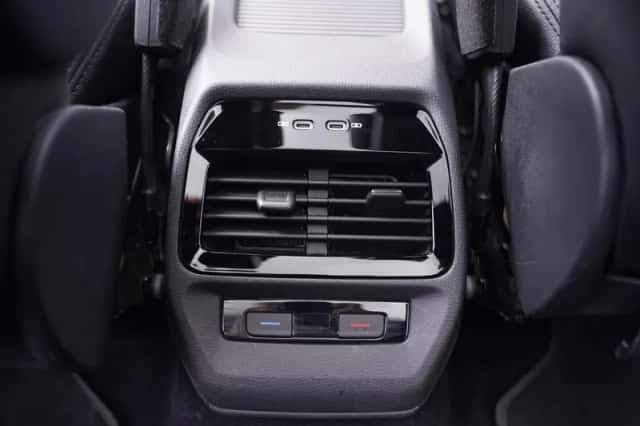 Volkswagen Id4 (2021) thumbnail 214