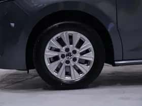 Volkswagen Multivan (2024) thumbnail 6