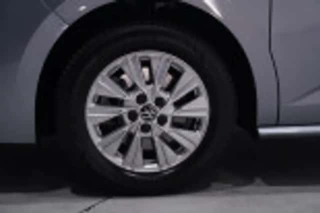 Volkswagen Multivan (2024) thumbnail 70