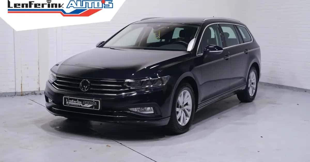 Volkswagen Passat (2022) — foto 1