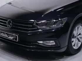 Volkswagen Passat (2022) thumbnail 11