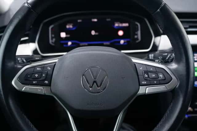 Volkswagen Passat (2022) thumbnail 118