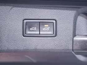 Volkswagen Passat (2022) thumbnail 18