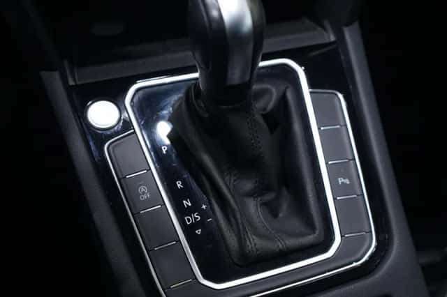 Volkswagen Passat (2022) thumbnail 29