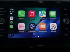 Volkswagen Passat (2022) thumbnail 32