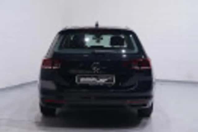 Volkswagen Passat (2022) thumbnail 56