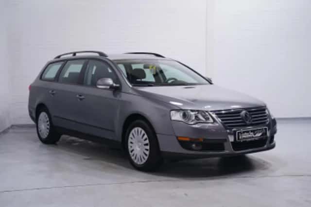 Volkswagen Passat (2008) thumbnail 110