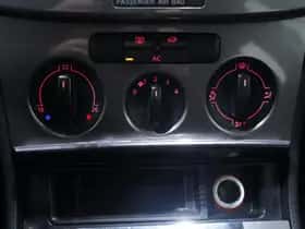 Volkswagen Passat (2008) thumbnail 27