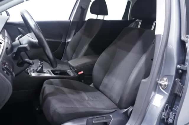 Volkswagen Passat (2008) thumbnail 30