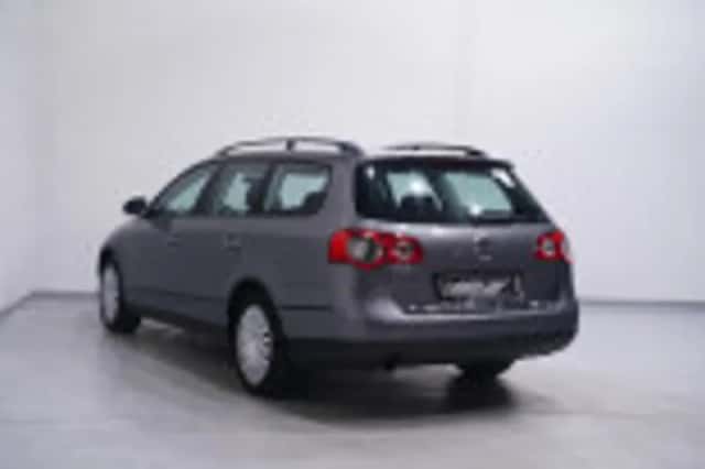 Volkswagen Passat (2008) thumbnail 43