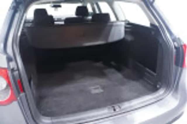 Volkswagen Passat (2008) thumbnail 53