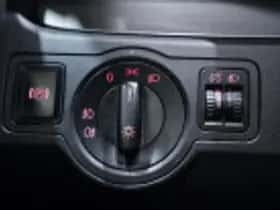 Volkswagen Passat (2008) thumbnail 60