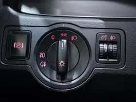Volkswagen Passat (2008) thumbnail 95