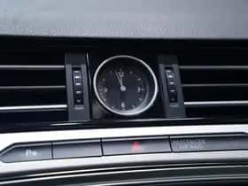 Volkswagen Passat (2017) thumbnail 125