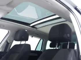 Volkswagen Passat (2017) thumbnail 141