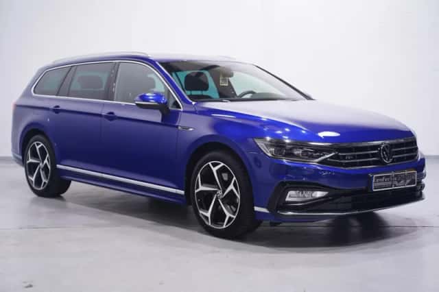 Volkswagen Passat (2022) thumbnail 4