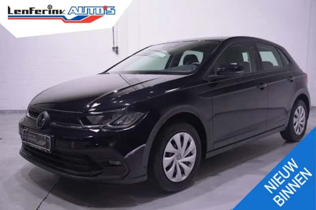Volkswagen Polo (2024) thumbnail 2