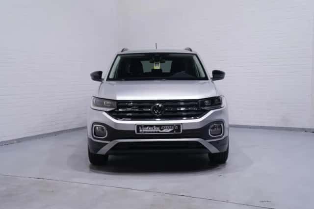Volkswagen T-Cross (2021) thumbnail 3