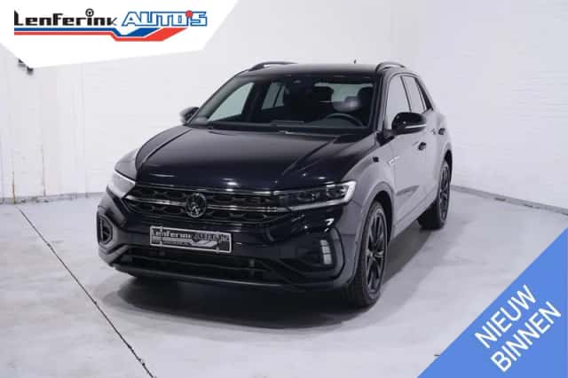 Volkswagen T-Roc (2022) thumbnail 2