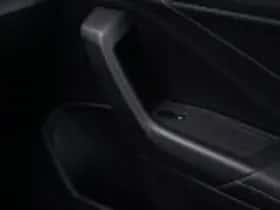 Volkswagen T Roc (2022) thumbnail 101