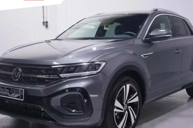 Volkswagen T-Roc (2025) thumbnail 1