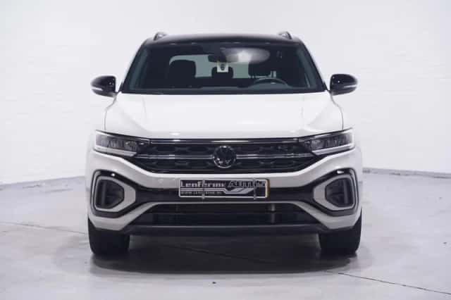 Volkswagen T-Roc (2024) thumbnail 3