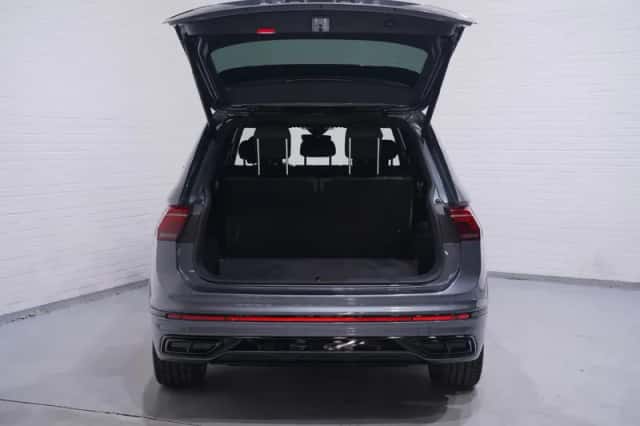 Volkswagen Tiguan (2023) thumbnail 113