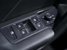 Volkswagen Tiguan (2023) thumbnail 126