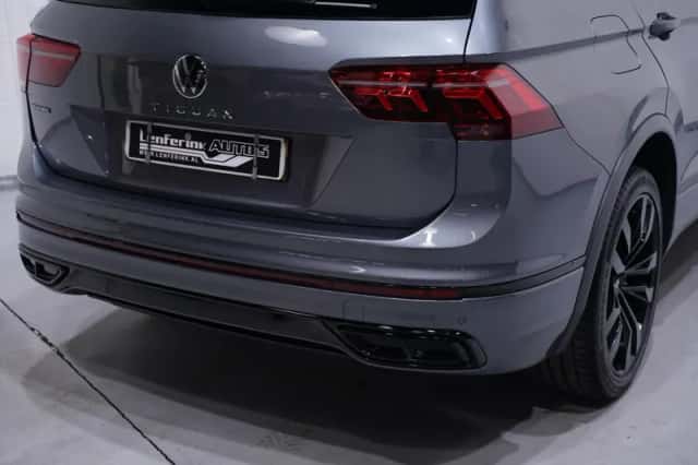 Volkswagen Tiguan (2023) thumbnail 15