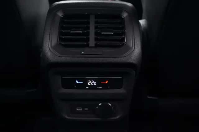 Volkswagen Tiguan (2023) thumbnail 143