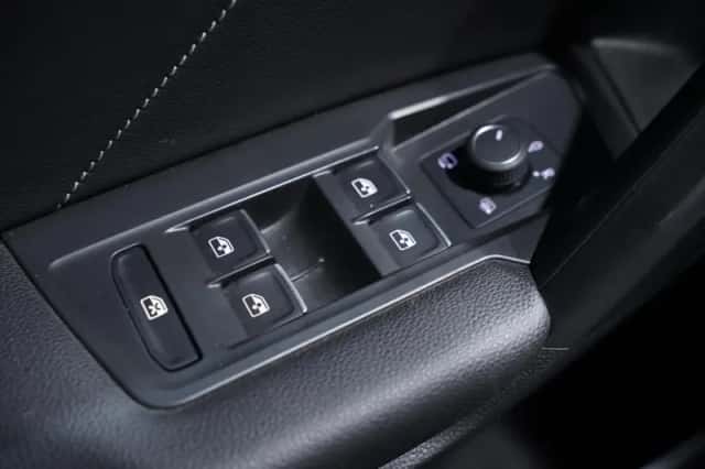 Volkswagen Tiguan (2023) thumbnail 27