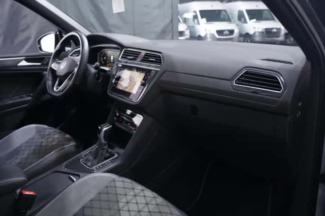 Volkswagen Tiguan (2023) thumbnail 44