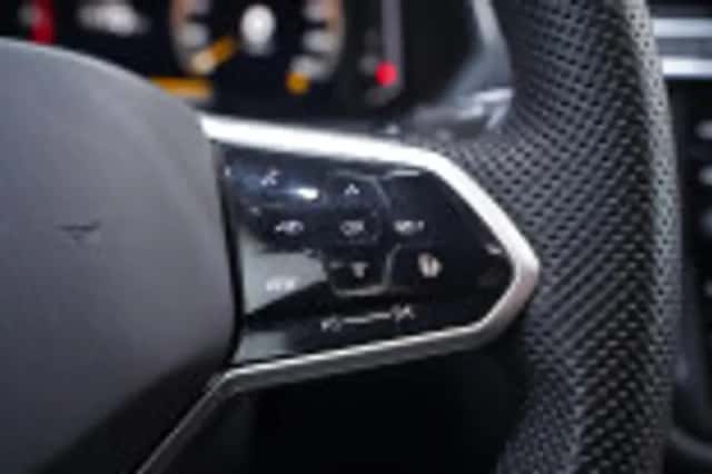 Volkswagen Tiguan (2023) thumbnail 70