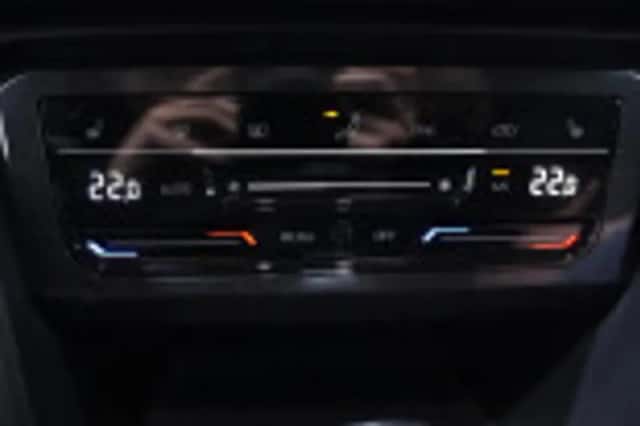 Volkswagen Tiguan (2023) thumbnail 79
