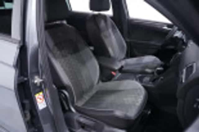 Volkswagen Tiguan (2023) thumbnail 93
