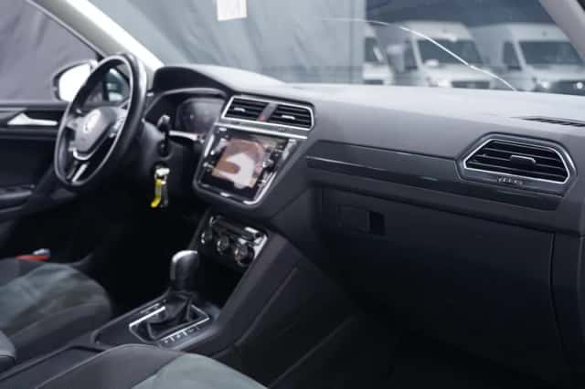 Volkswagen Tiguan (2020) thumbnail 135