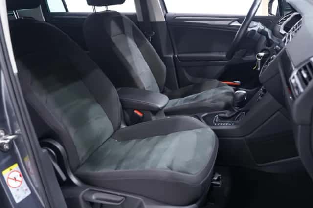 Volkswagen Tiguan (2020) thumbnail 136