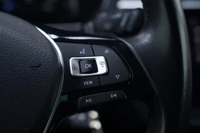 Volkswagen Tiguan (2020) thumbnail 21